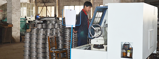 反应釜搅拌_反应罐减速机_不锈钢反应釜_减速机支架-河南三峰化工设备有限公司